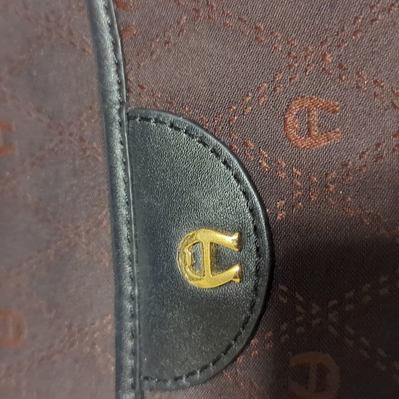 Etienne Aigner shoulder purse - Picture 5 of 7